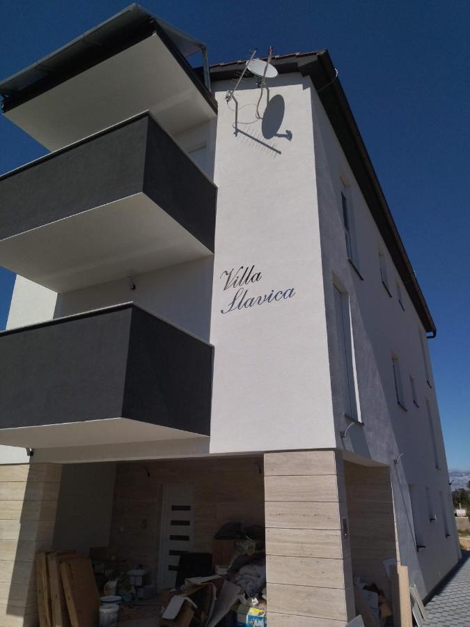 Vila Slavica Vir Exterior photo