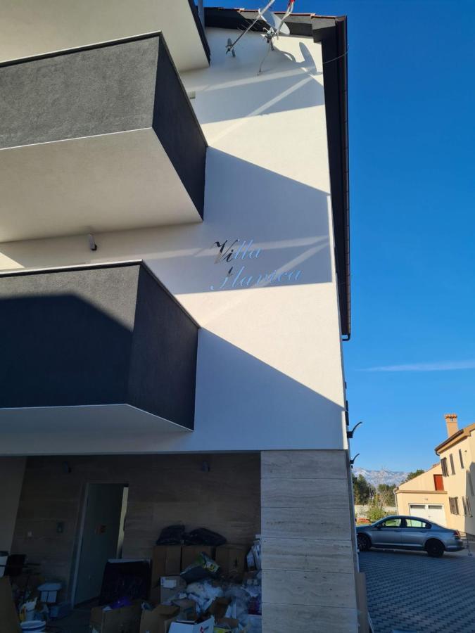 Vila Slavica Vir Exterior photo